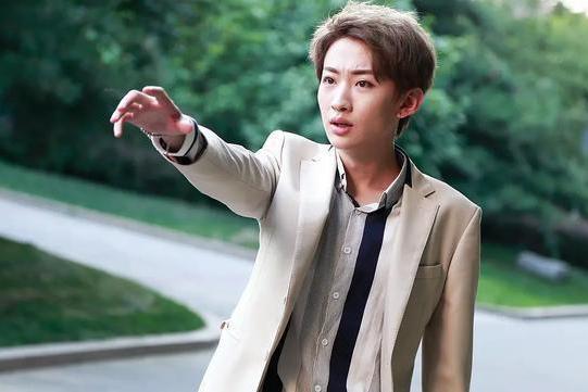 网红阮棠,从网络红人到影响力领袖的蜕变之路