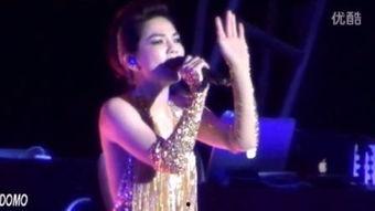 日本网红歌手演唱会视频,视听盛宴，粉丝狂热