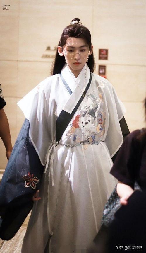 娱乐吃瓜君肖战龚俊,吃瓜群众热议焦点