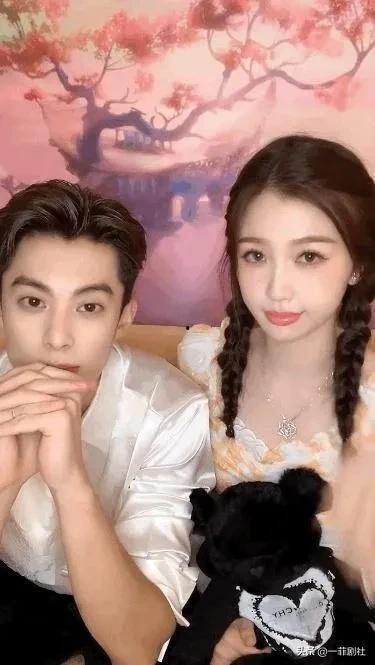 娱乐圈吃瓜有点多,揭秘幕后真相，轻松应对八卦风暴